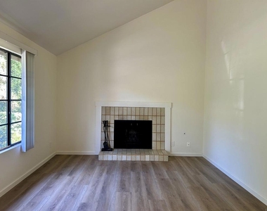 2162 Palmer Drive - Photo Thumbnail 3