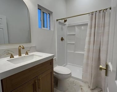 1533 Avohill Drive - Photo Thumbnail 11
