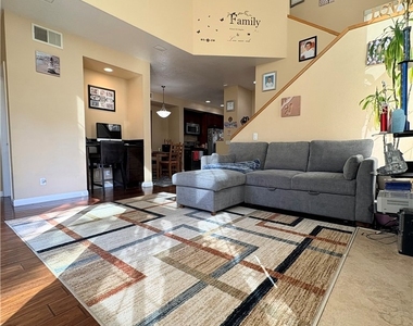 8215 E White Oak - Photo Thumbnail 2