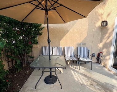 8215 E White Oak - Photo Thumbnail 31