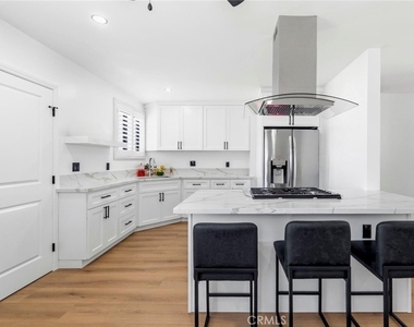 13339 Crocker - Photo Thumbnail 21