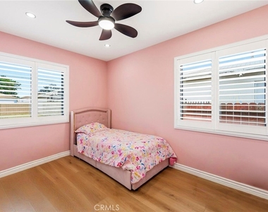 13339 Crocker - Photo Thumbnail 11