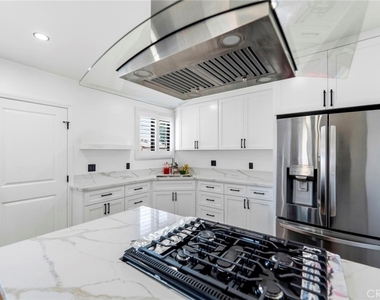 13339 Crocker - Photo Thumbnail 26