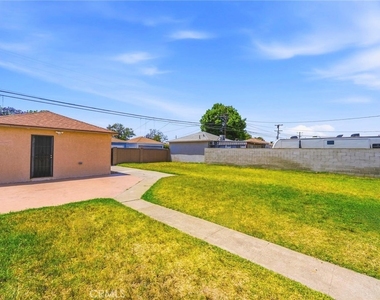 13339 Crocker - Photo Thumbnail 32