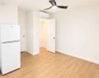 1640 Lakewood - Photo Thumbnail 3