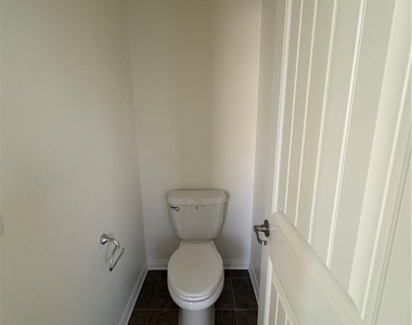 16508 Monteviejo Street - Photo Thumbnail 10
