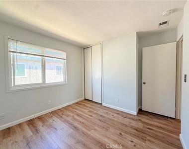 309 California - Photo Thumbnail 25