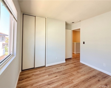 309 California - Photo Thumbnail 26