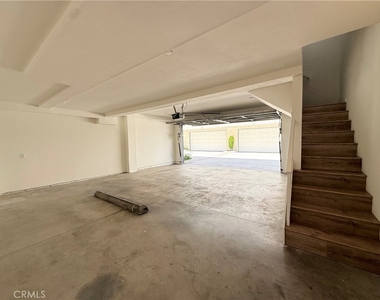 309 California - Photo Thumbnail 33