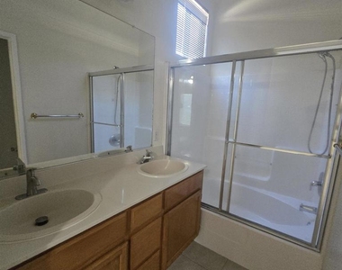 5128 Hereford Ct - Photo Thumbnail 11