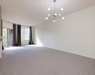 220 Caldecott Ln - Photo Thumbnail 17
