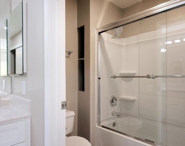 220 Caldecott Ln - Photo Thumbnail 27