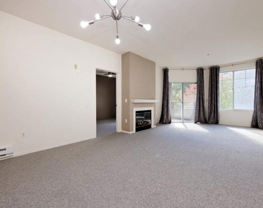 220 Caldecott Ln - Photo Thumbnail 15