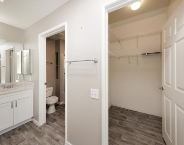 220 Caldecott Ln - Photo Thumbnail 25