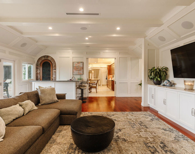 3819 Vista Linda Drive - Photo Thumbnail 7