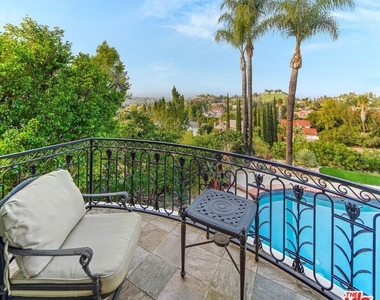 3819 Vista Linda Drive - Photo Thumbnail 14