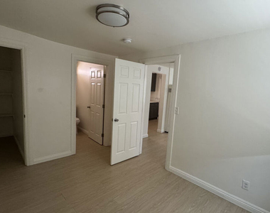 8804 Beach Street - Photo Thumbnail 1