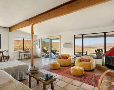 6036 Chula Vista Avenue - Photo Thumbnail 3