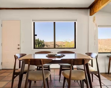 6036 Chula Vista Avenue - Photo Thumbnail 5