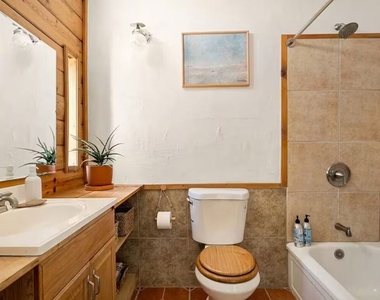6036 Chula Vista Avenue - Photo Thumbnail 14