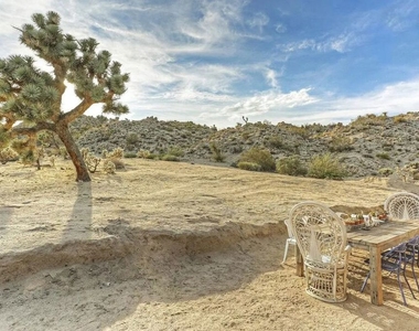 5928 Chula Vista Avenue - Photo Thumbnail 9