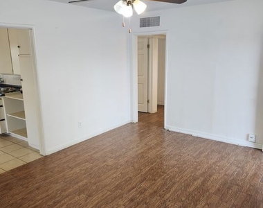 25795 Walker Street - Photo Thumbnail 5