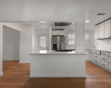 2884 Dunleer Place - Photo Thumbnail 6