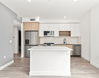 11013 Hartsook Street - Photo Thumbnail 2
