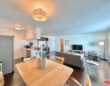 5805 W 8th Street - Photo Thumbnail 2
