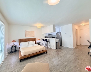 5805 W 8th Street - Photo Thumbnail 1