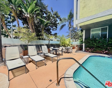 5805 W 8th Street - Photo Thumbnail 12