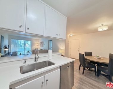 5805 W 8th Street - Photo Thumbnail 4