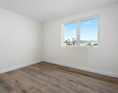 1429 S Bedford Street - Photo Thumbnail 9