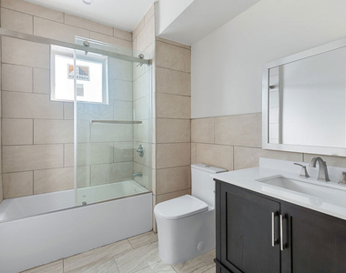 1429 S Bedford Street - Photo Thumbnail 5