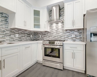 1237 S Holt Avenue - Photo Thumbnail 21