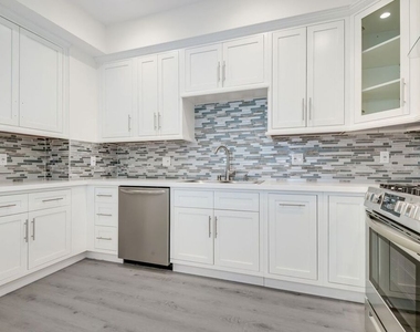 1237 S Holt Avenue - Photo Thumbnail 20
