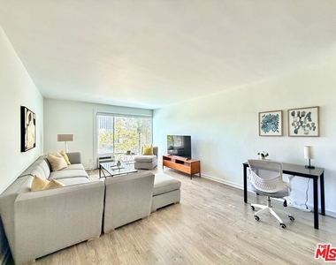 5805 W 8th Street - Photo Thumbnail 2