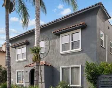 409 N Curson Avenue - Photo Thumbnail 1