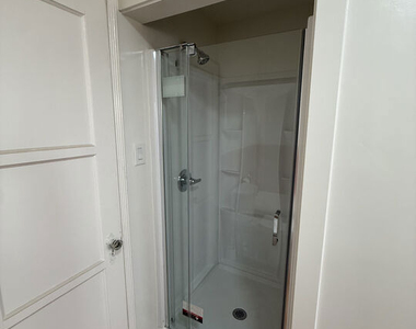 211 S Arnaz Drive - Photo Thumbnail 18