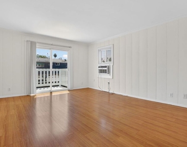 14721 Sylvan Street - Photo Thumbnail 1