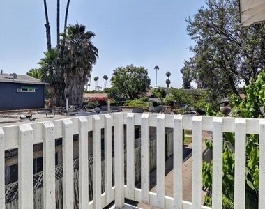14721 Sylvan Street - Photo Thumbnail 4