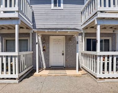 14721 Sylvan Street - Photo Thumbnail 15