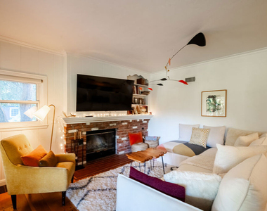 17401 Londelius Street - Photo Thumbnail 10