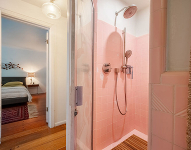 17401 Londelius Street - Photo Thumbnail 25