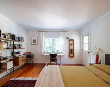 17401 Londelius Street - Photo Thumbnail 28