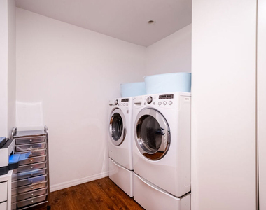 17401 Londelius Street - Photo Thumbnail 29