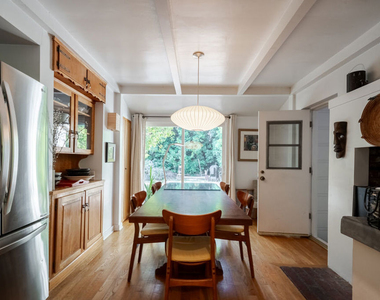 17401 Londelius Street - Photo Thumbnail 14