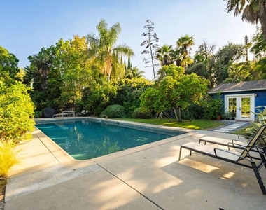 17401 Londelius Street - Photo Thumbnail 30