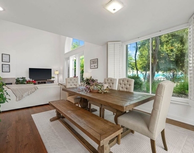 718 Lincoln Boulevard - Photo Thumbnail 7