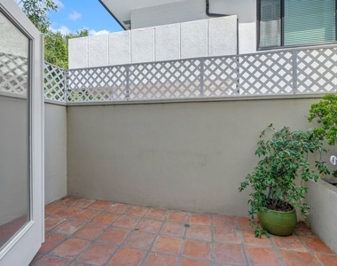 718 Lincoln Boulevard - Photo Thumbnail 9
